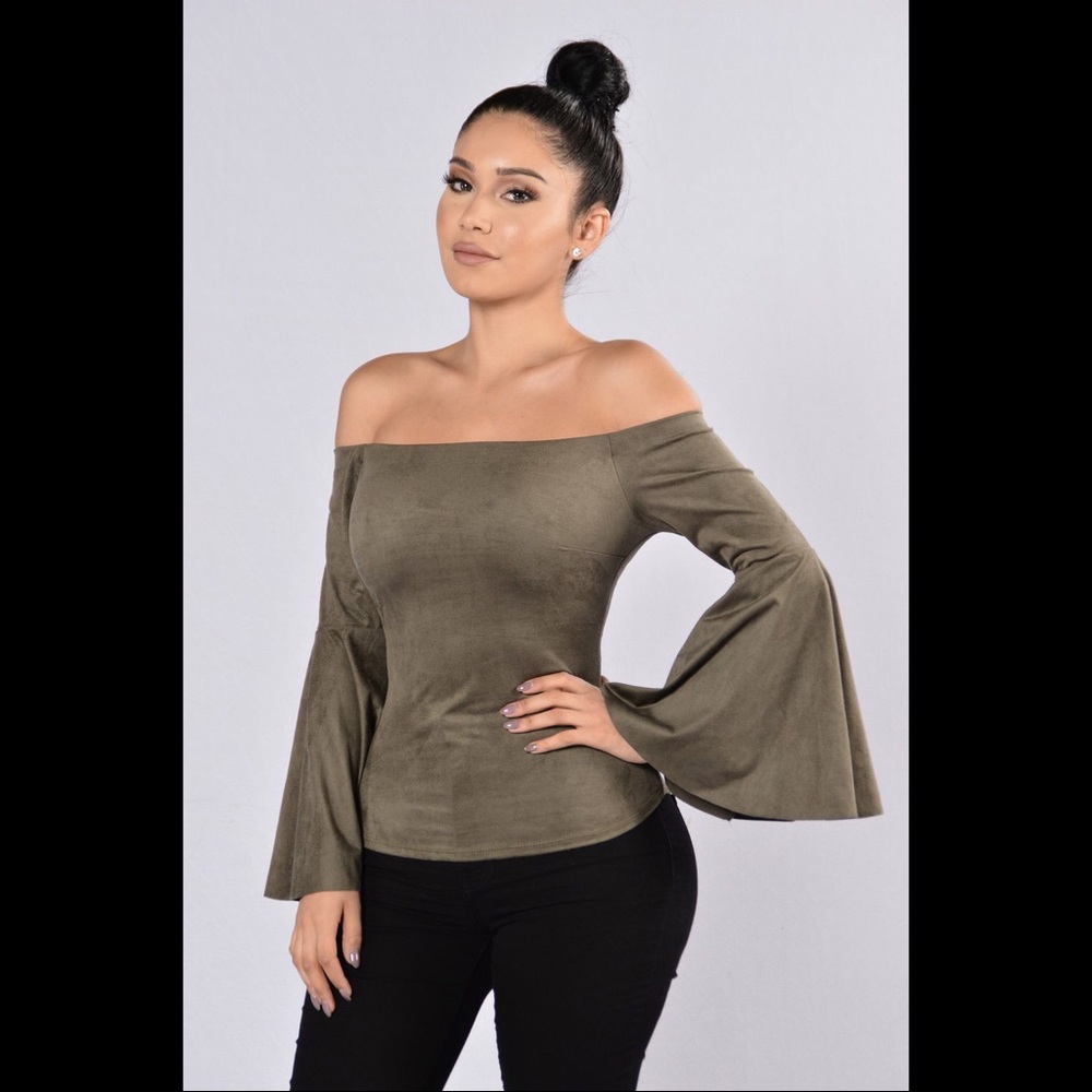 Fashion Nova Top-Size Medium